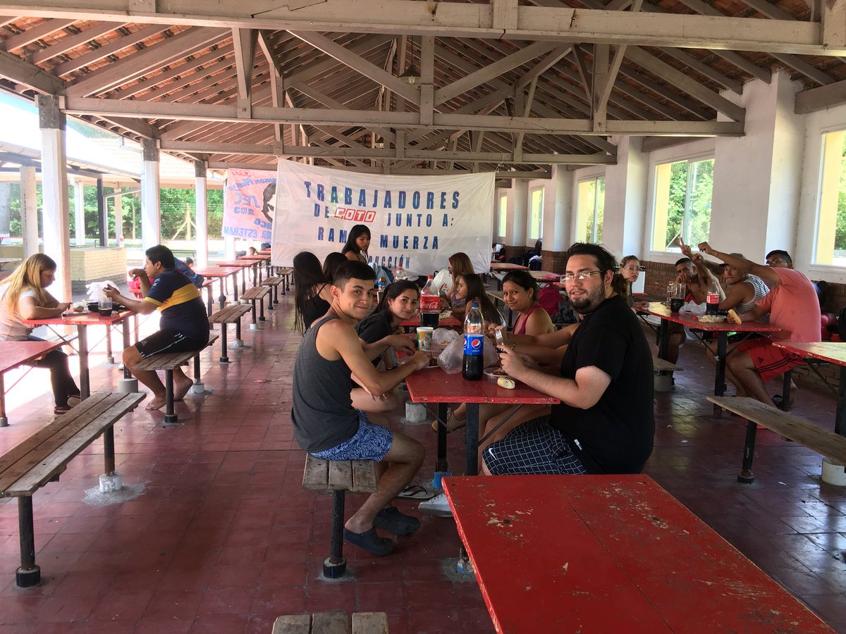 Jueves, asado y pileta con los compañeros/as @RamonMuerzaSEC <a href="/cocorojas83/">Jose Rojas</a> <a href="/SubOrganizacion/">jose medina</a> <a href="/aldecoto/">alberto aldeco</a> <a href="/CarlosVillita35/">Carlos Villavicencio</a> El Equipo de Ramón!