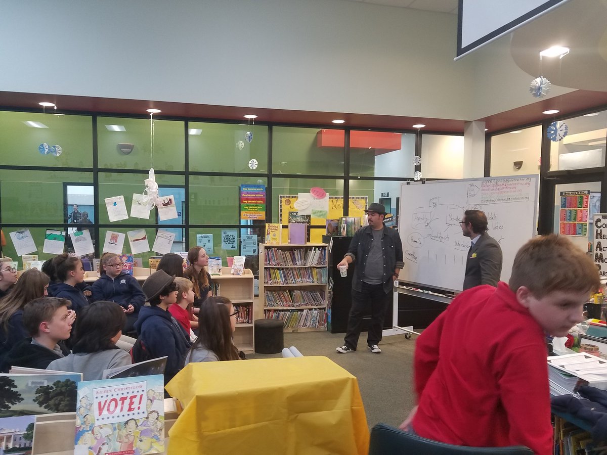 ralph_krauss's tweet image. Thank you so much to film, food and video game critic Derek Sante for taking the time to inspire and educate our students at Pinecrest Academy of Nevada!
@DerekSante @PinecrestNv