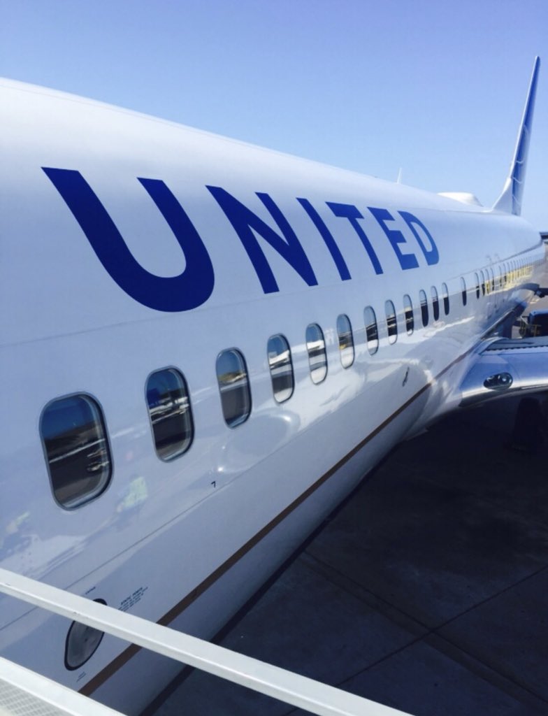 Best #airline in the world? This guy. Retweet if you agree with me. @weareunited #BeingUnited