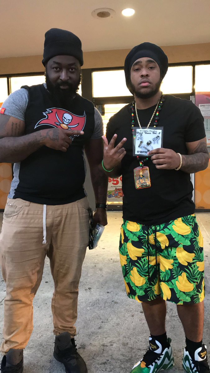 TyroneGraddick's tweet image. S/O to bra @iAmCyko_ for pulling up and showing love #lostkeyrecords #knowledge #im #working #my #time #coming