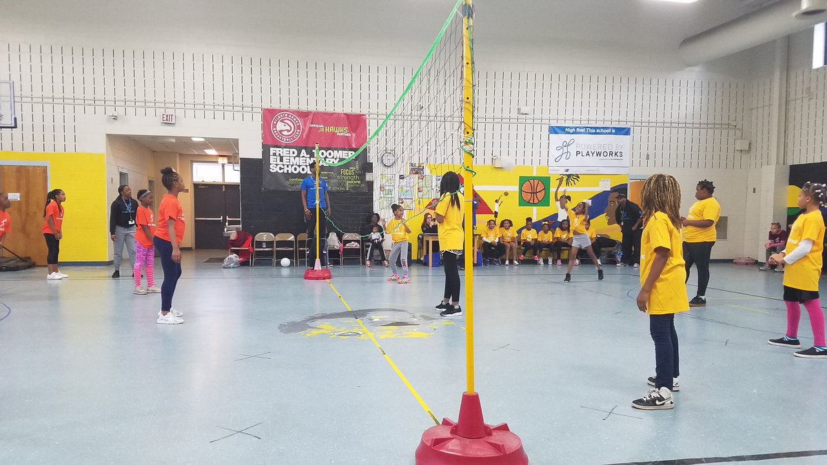 mscraigmcps's tweet photo. Let's go Cougars! 🏐🐾 

@APS_FATE @Playworks @PlayworksGA https://t.co/sMXyPkkM70