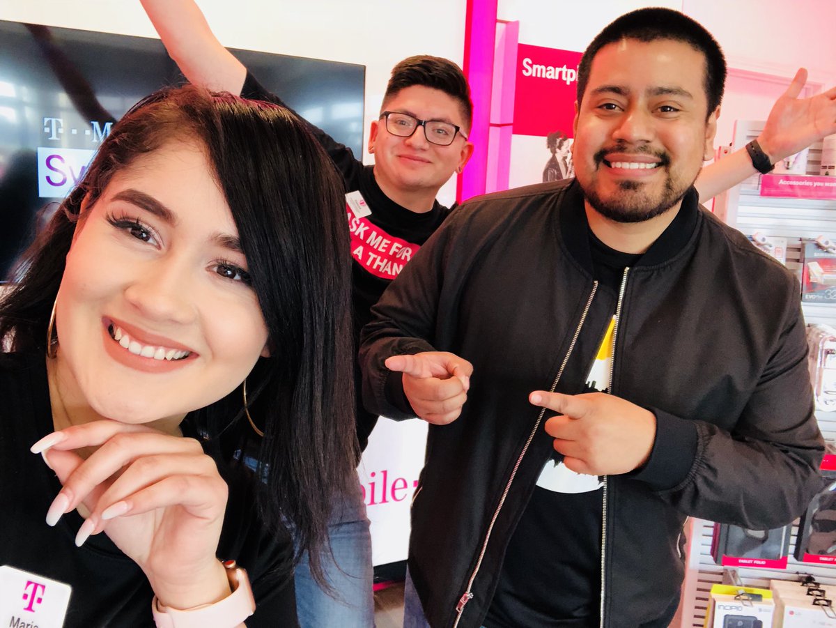 AbbyGBaby23's tweet image. Help me celebrate a new promotion here in the South!!! Welcome to our new ASM @_Mnunez40 from Cecil location! Super excited for you to keep growing with us! Keep up the good work! #DevelopmentIsKey @nazarma @isaac2691