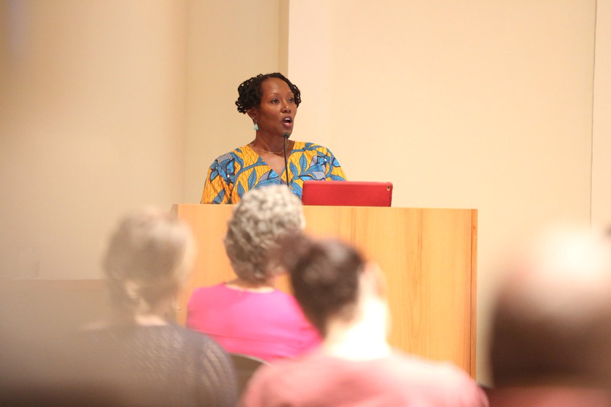 vupeabody's tweet photo. "Imagine what we could create if we were to abandon our fear in favor of love … I choose love. My colleagues &amp; partners choose love, and in doing so, we choose freedom." - @MoniqueWMorris #PbdyDeansDiversity https://t.co/pZKqZBSiZ1