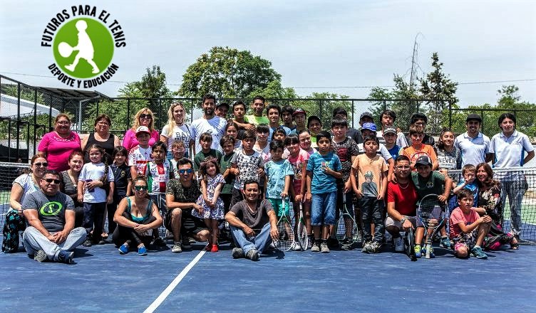 hanspodlipnik's tweet image. Quieres ganarte entradas para la Copa Davis mañana? sorteare 2 entradas dobles. Simplemente apoya a mi fundación "Futuros para el Tenis" retwitiando este mensaje.   Ayudanos a darle educación y deporte a niños de escasos recursos. futurosparaeltenis.org