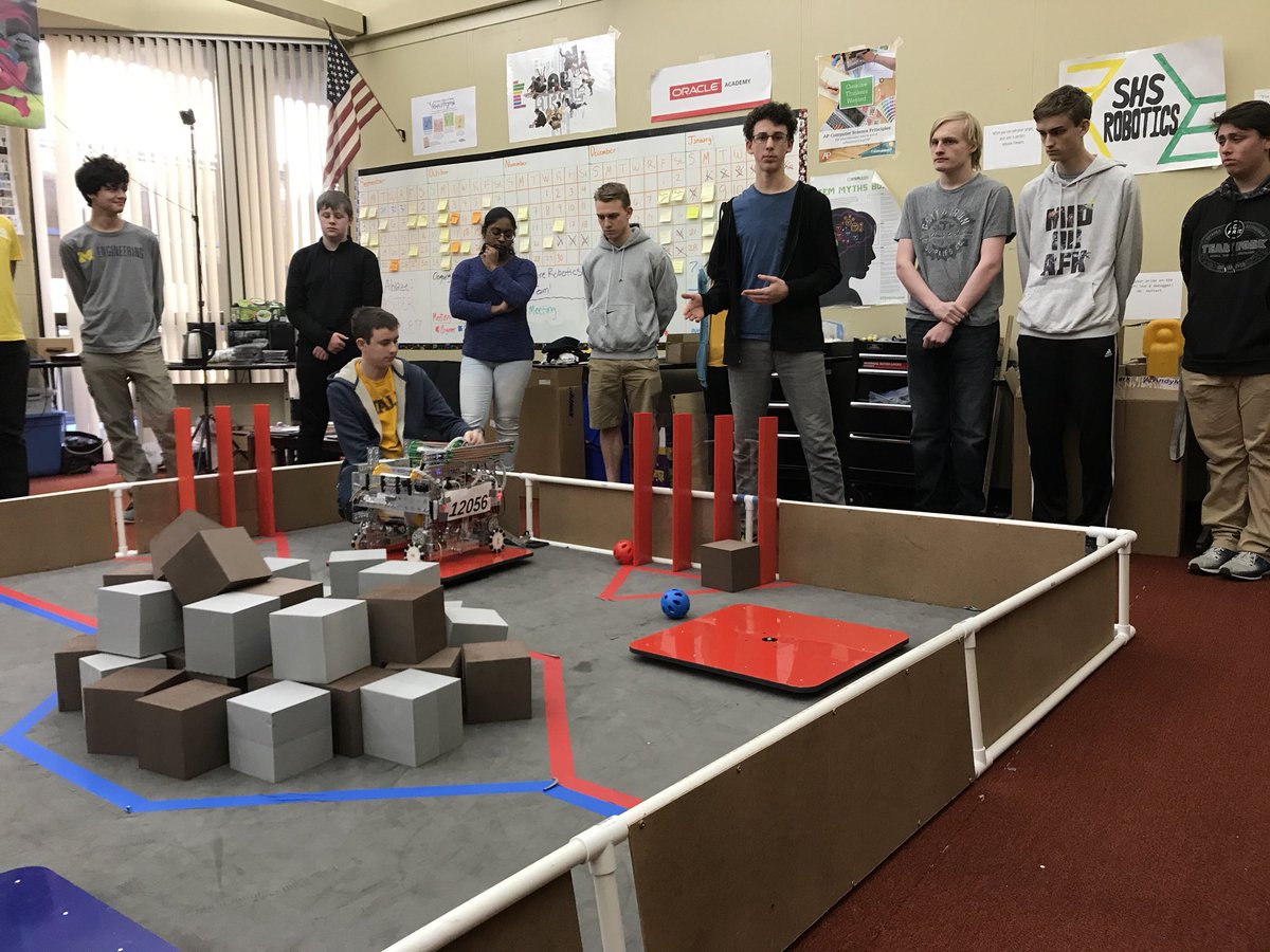 #FollowChallenge We will follow you back because we want to see what amazing things you tak about!! We are #12056 wbu?