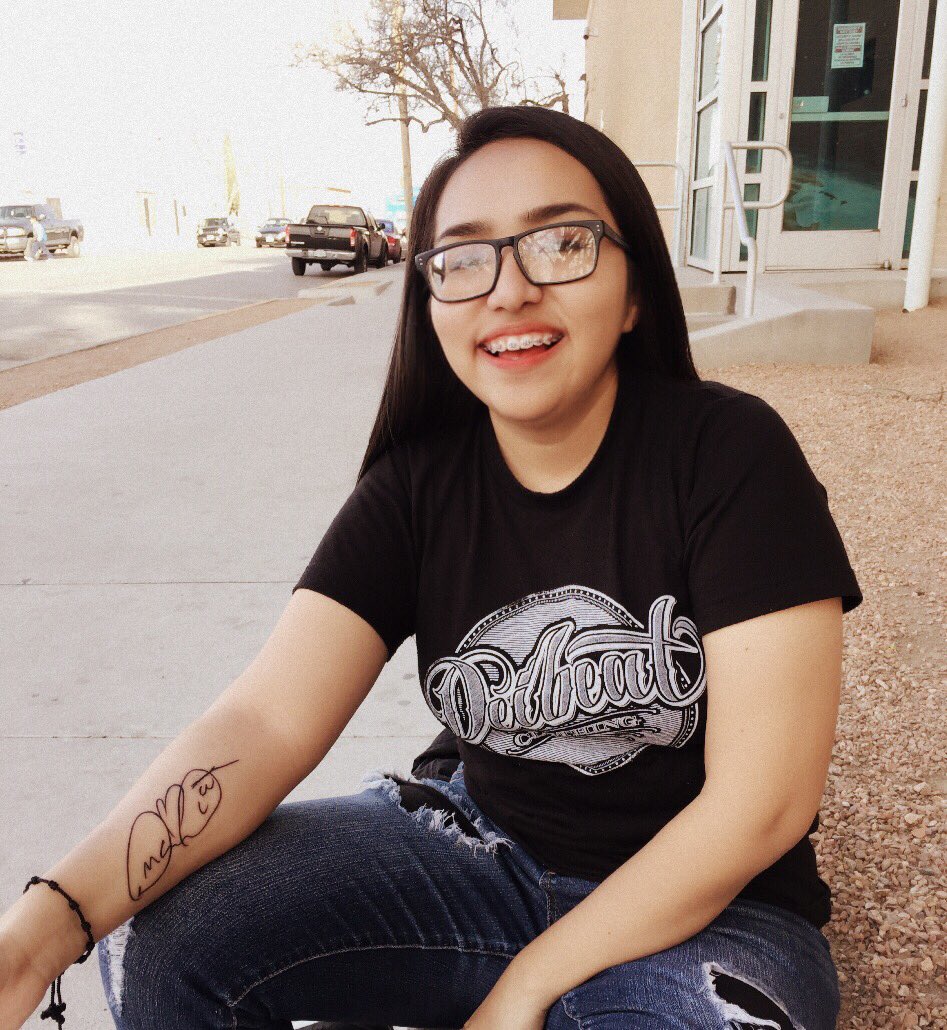 aldanalo25's tweet photo. @mcdavoo estas haciendo las cosas muy bien como artista! Que mi 1er tatuaje fuera tu firma es lo mejor❤️ SIEMPRE te llevare conmigo prrito... teamo😍 https://t.co/sXBUtZJAbn
