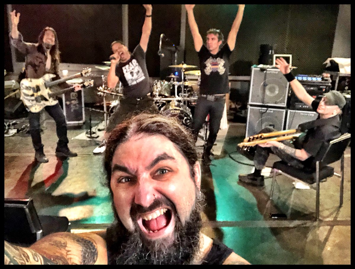 Last day of <a href="/SonsOfApollo1/">Sons Of Apollo</a> rehearsals til we debut on <a href="/cruisetotheedge/">Cruise to the Edge</a> this weekend and then kick off the first US shows...
We’re doing a final dress rehearsal of the whole show tonight with some friends hanging out at the studio to get the bugs out!