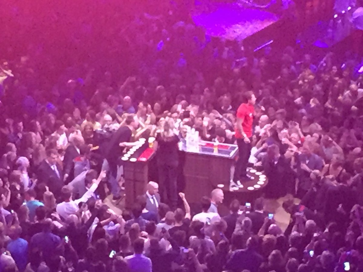 RobinKolf's tweet photo. Vrienden van Amstel Live. Wat was dat een geweldig feest! #vval2018 https://t.co/s47uOVukkL