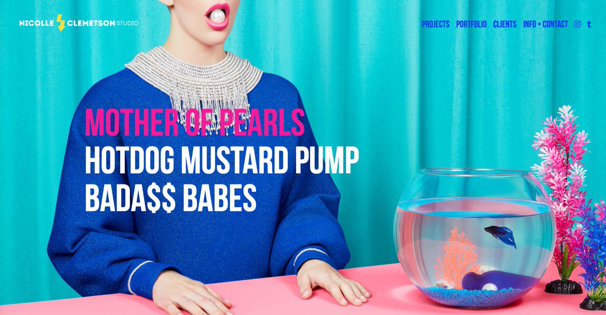 Christine Taylor tweet media