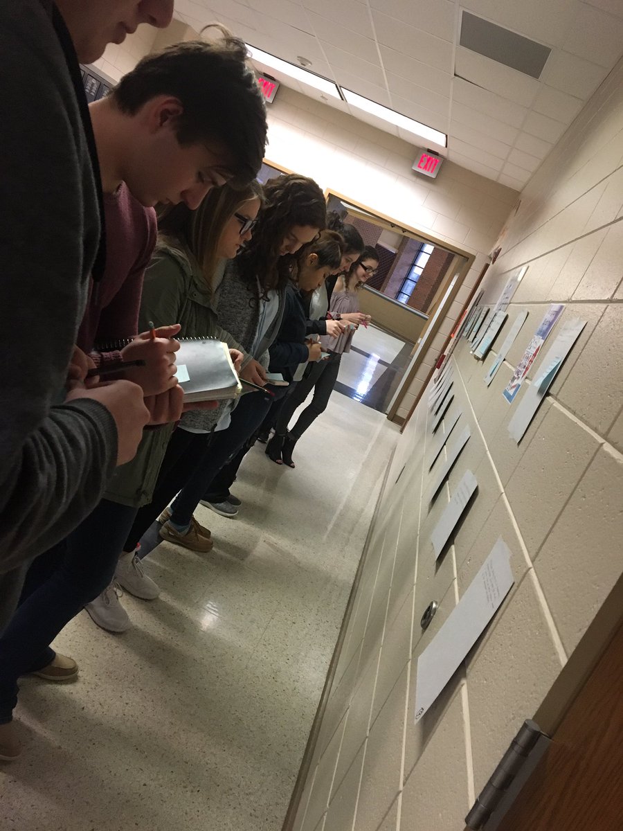 mswilsonsmind's tweet photo. Taking writing #backtobasics analyzing thesis statements! #growingpains #writing #studentvoice #successcriteria @tmnoe @Ainsleybr https://t.co/smzGOj6aiO