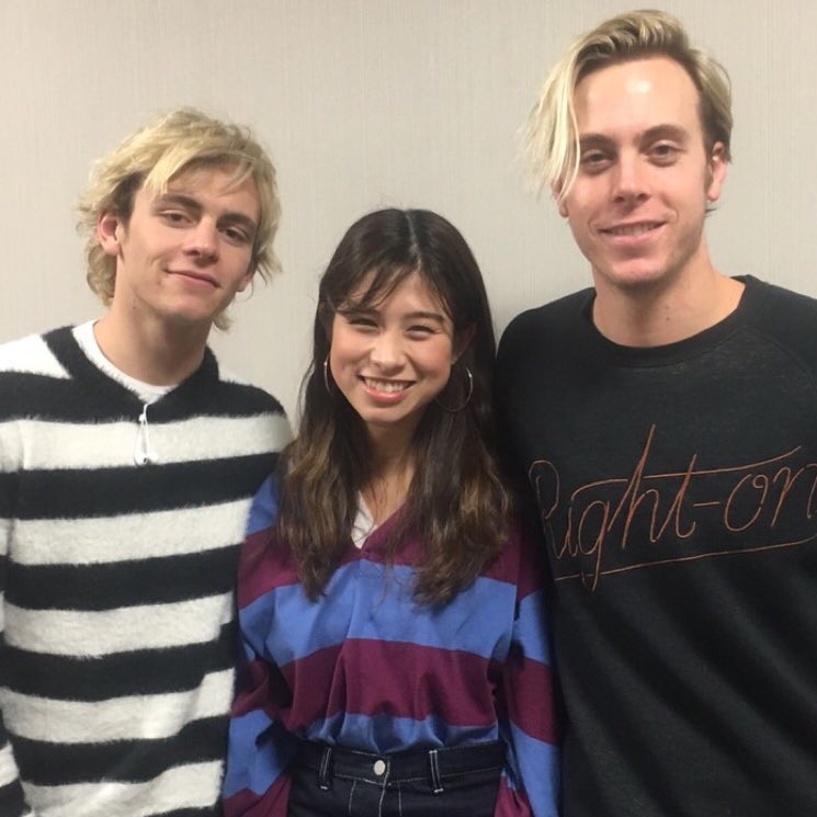 arerue_fiboo's tweet photo. #Rossker インタビュー @ 大阪 @FM802_PR 聞き逃した方も https://t.co/4Pt520RLl3 で一週間以内なら録音を聴くことが出来ますので、以下のweetから↓ 番組サイト内の リンクへGo!関西エリア外の方も有料会員なら聴取可! #あある →https://t.co/FCCZSl6Nou https://t.co/UnFUNChYx2