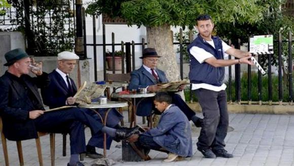 Fmetaoui's tweet photo. "Les Sept remparts de la citadelle", le nouveau film du cinéaste algérien Ahmed #Rachedi, sera projeté en avant première le 15 février 2018 à l'Opéra d'#Alger, Boualem Bessaïh. https://t.co/vcT2EdKAKv