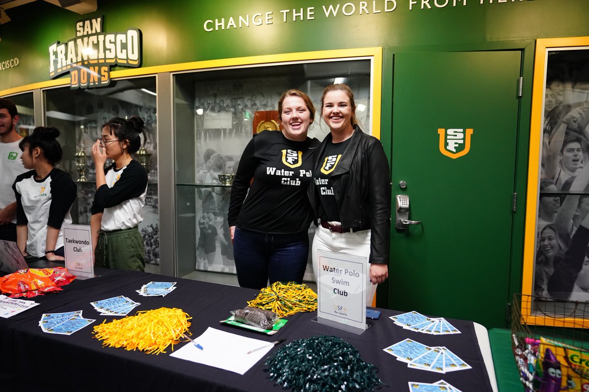 USFDonsWBB's tweet photo. S/O to the USF women's rugby club, women's water polo club, @USFDonsVB , @USFDonsWSoccer and @usfkoret teams for being at our game to support! Now THIS is a celebration of National Girls and Women in Sports Day!👩🏻👩🏼👩🏽👩🏾👩🏿
#NGWSD #Changemakers #USFDons #PlayFair #PlayIX https://t.co/c8RQtElqpU