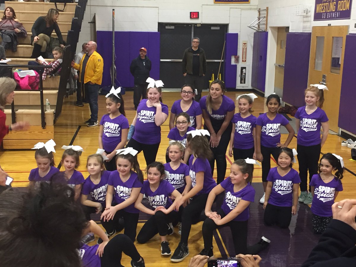 KTrentowski's tweet photo. PAL Spitit Squad &amp; our varsity cheer team brought the house down at halftime!  Great to see teams of all levels working together @VacchioValerie @SharonLasherOB @MsGonzalezOBHS @LauraSSeinfeld @NYSPHSAA @VERNON_PE @obphyed @OBENSchools https://t.co/vueiff3jzq