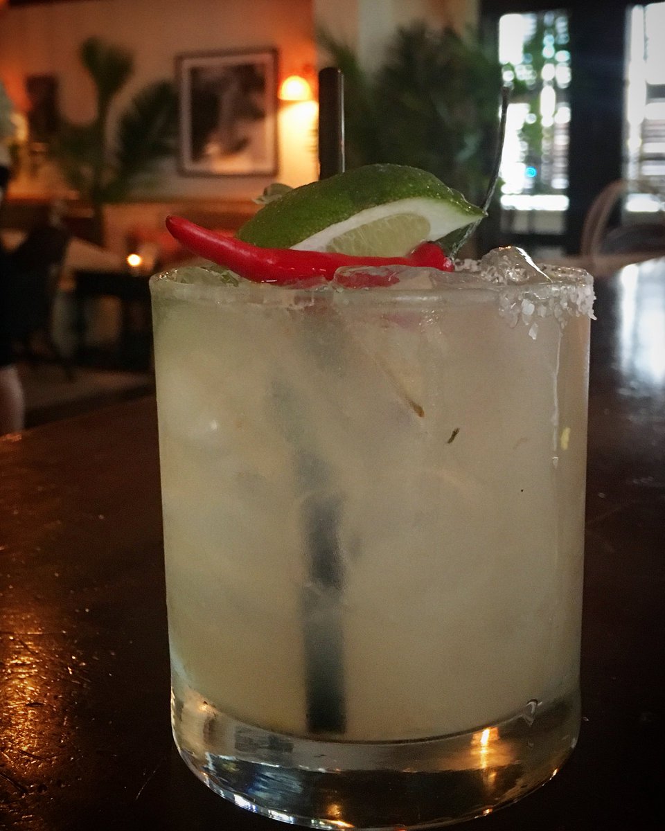 I’m an on-the-rocks w/ salt girl... and the spicier the better! The Thai-chili margarita at <a href="/lecolonialtx/">Le Colonial Houston</a> is crafted w/ <a href="/TequilaAvion/">Tequila Avión</a> silver, Cointreau, muddled Thai chilic, fresh lime juice &amp; is FIRE🔥🔥 #happyhour <a href="/RODistrict/">River Oaks District | Houston</a>