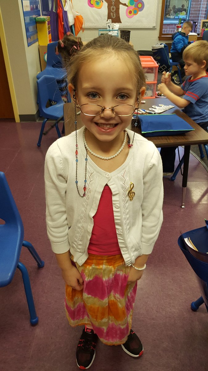 Oviatt Elementary tweet media