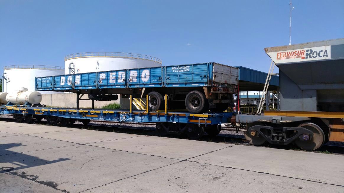 zfbbcr's tweet image. #ArgentinaIntermodal 
🚢+🚛+🚆
✅Mejor logística
🔻Menos costos
🔺Mayor competitividad
🔁Integracion público-privado
#BahiaBlanca es parte de una prueba técnica para la implementación de un sistema intermodal para transporte de cargas
#DNTAC 
@Guillodietrich 
@campraguille