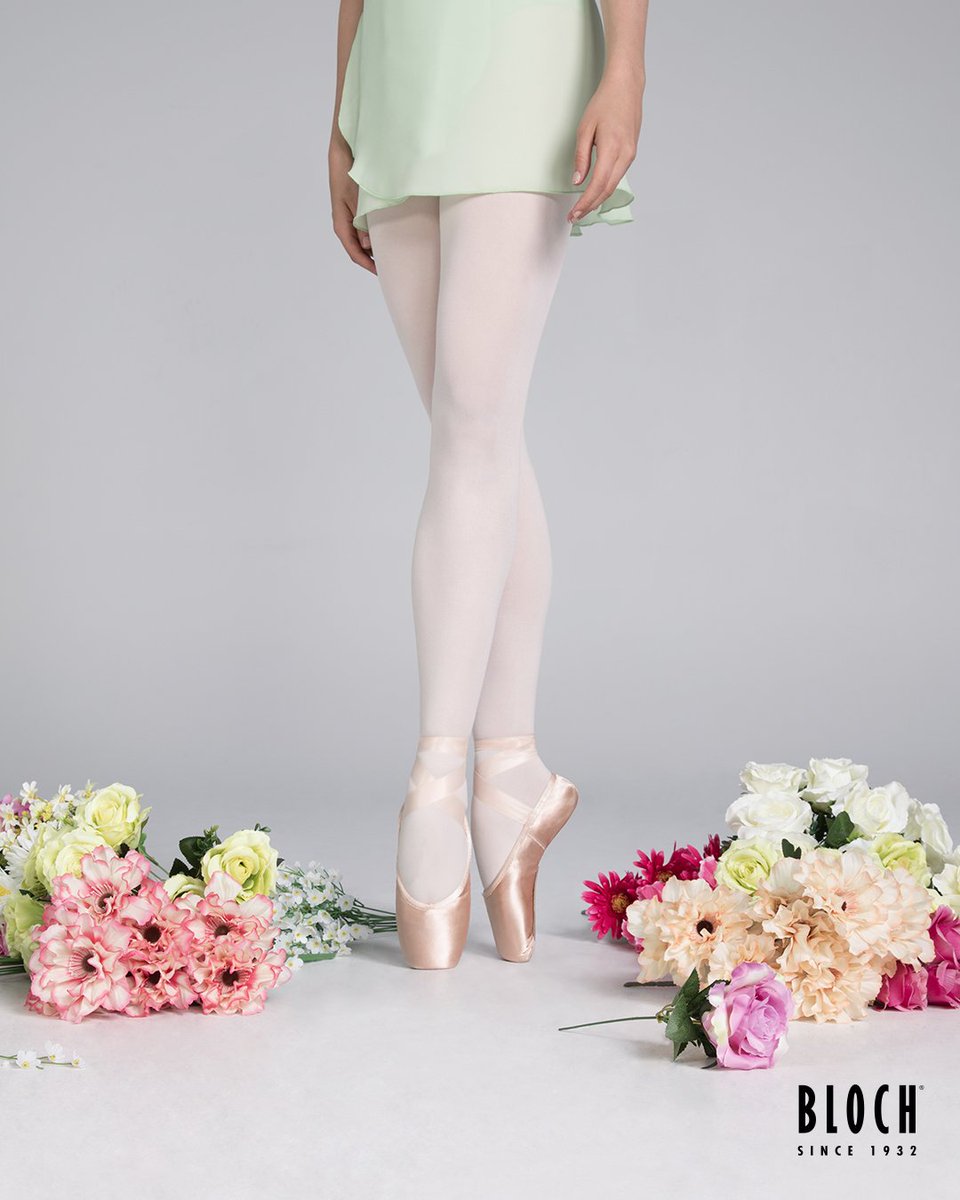BlochAU's tweet photo. Are you needing pointe shoes this dance year? If you want to head to a Bloch store this weekend make sure to call in advance to book your appointment, especially in this busy Back 2 Dance season. Contact numbers can be found at: https://t.co/Pgr2jXXKEl https://t.co/PR9aFkRdtB