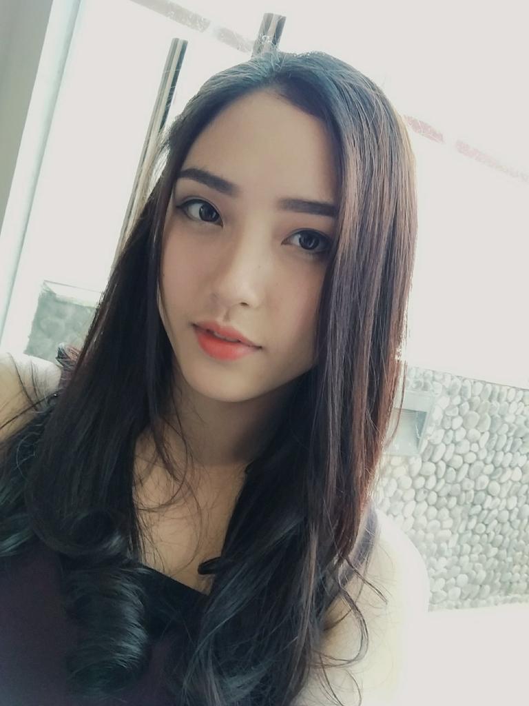punya member se badai dan se tornado @Naomi_JKT48 sesekali jadiin center senbatsu pilihan JOT lah, di jamin JKT48 bakal tambah terkenal :)