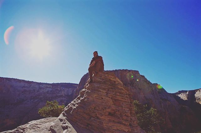 trailmanna's tweet photo. Our media guru/resident grown man-child @erikginokc enjoying the view atop #angelslanding .
.
.
.

#hiking #wilderness #backpacking #hiking_lifestyle #trailfood #trailmanna #optoutside #exploremore #wildernessculture #mountainlife #findyourpark #cubicle2… https://t.co/ZUVqyN4410 https://t.co/2ERXC3kLhj