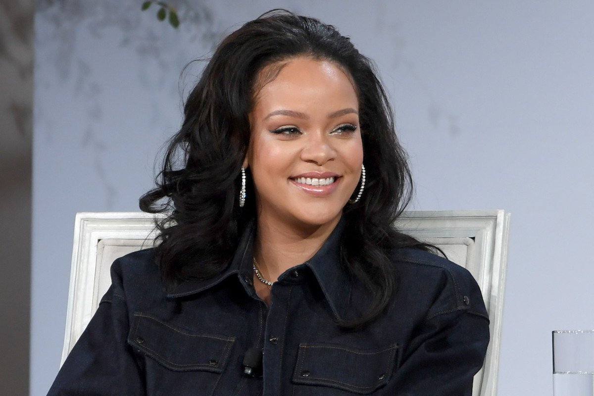 Rihanna works to get $3.1B for children&rsquo;s education in Africa | Page