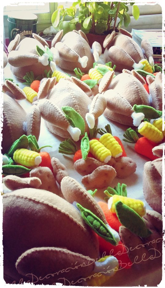 belladecoracion's tweet photo. Preparamos la cena?... Pollo con verduritas?? 😁🍗🌽🥕🥔
#pollo #chiken #verduras #cena #kids #juguetes #vegetables https://t.co/ezfPuo9W9Y