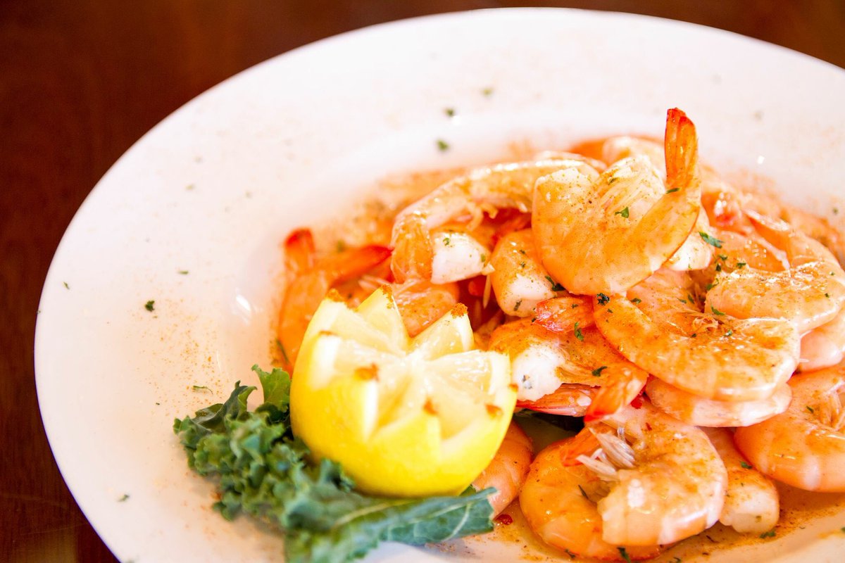captain_georges's tweet photo. Endless steamed shrimp are on our buffet every day at Captain George's! #eatlikeacaptain #captaingeorges #shrimp #seafood #allyoucaneat #sogood #buffet #eat #foodie #virginiabeach #myrtlebeach #obx #williamsburg 🦐👍 https://t.co/AuFQHJw4DT