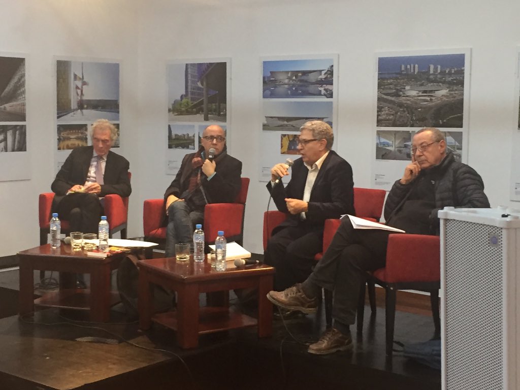 #NuitDesIdeesDZ #alger conférence "l'Afrique avenir du monde ?" Pour Daho Djerbal, être l'avenir c'est être sujet de son histoire. Mais on efface pas en 50ans plusieurs siècle de colonialisme