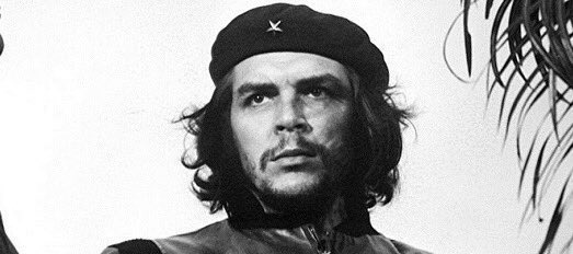 " يوماً ما ستدرك أن أقسى ما مررت به 
كان خيراً عظيماً أنقذك ليجعلك أقوى 
مما كنت عليه .!
-
-تشي جيفارا