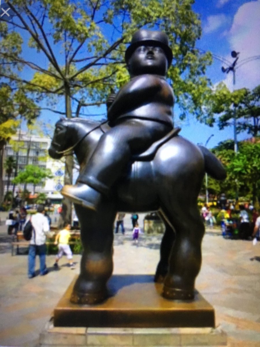 Soirée #culture à <a href="/senluce/">Senioriales de Lucé</a>!
Projection sur le thème de la #sculpture.
A l honneur #Botero ! un aquarelliste et sculpteur colombien, réputé pour ses #personnages ronds et voluptueux.