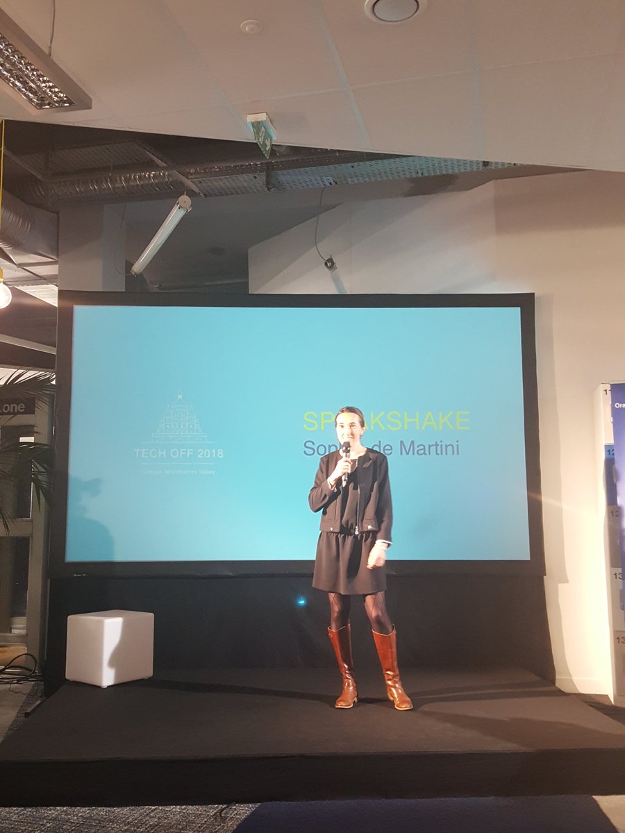 Orange_Csltg's tweet photo. [#TechOff2018] @speakshake vous aide à aprendre une langue étrangères de manière collaborative et vous permet de fédérer vos équipes internationales #startup #videocall #learning #langues https://t.co/BtCmEoeGIg