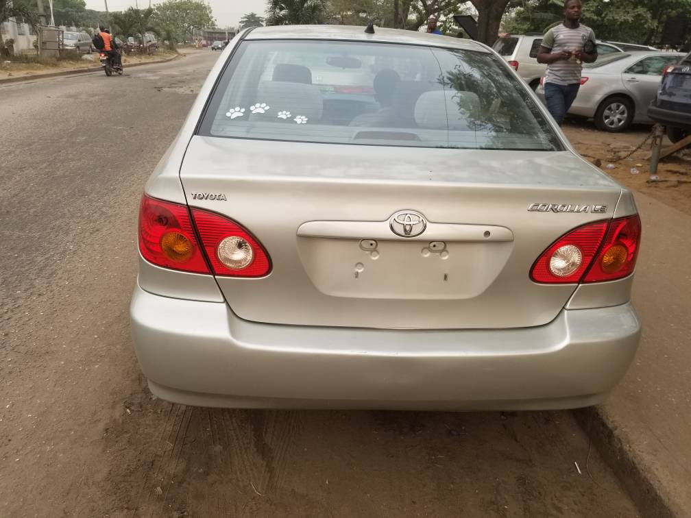 TosinOlugbenga's tweet photo. This is Toyota Corolla 2004 Model.
All custom papers available.
#DirectTokunbo
It goes for N1.7 million.
#MoreToCome
#SmartRideMotors
#SideHustle
Location: Festac, Lagos.
Help RT, my buyers are on your TL. https://t.co/v7i5WZUdlV