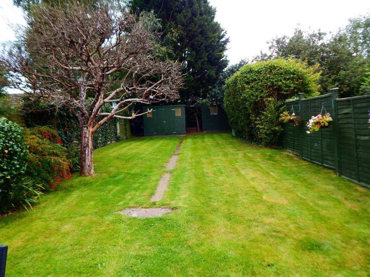 Surrey Estates tweet media