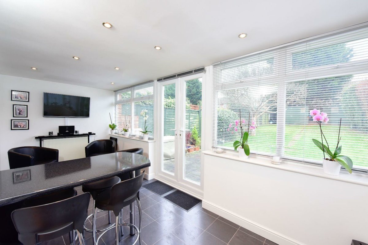Surrey Estates tweet media