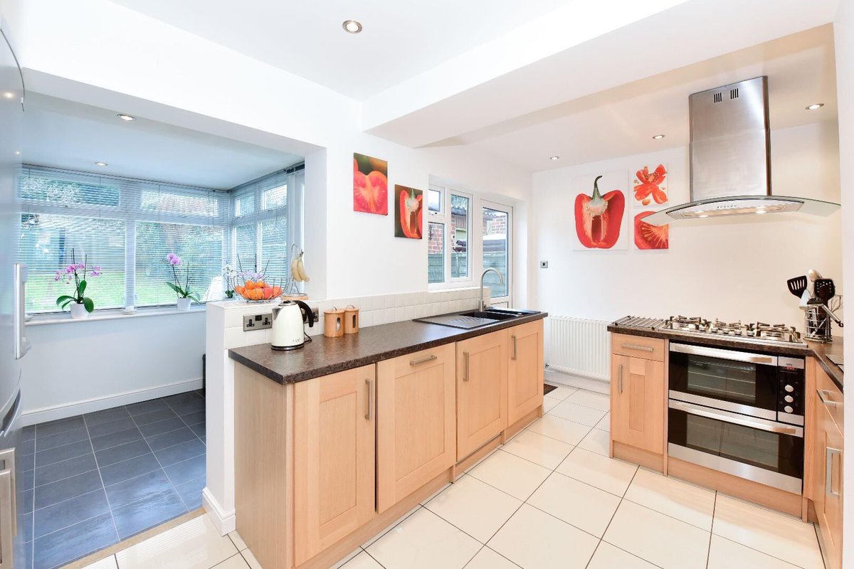 Surrey Estates tweet media