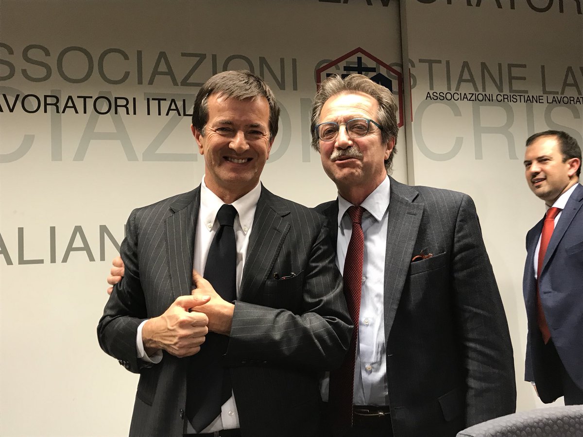 PrinaFra's tweet photo. Stasera alle @ACLIMilanoeMB ho ascoltato @giorgio_gori a cui ho ribadito il mio sostegno per la nostra #Lombardia dove si può e deve #FareMeglio https://t.co/9ZKTFrnmqt