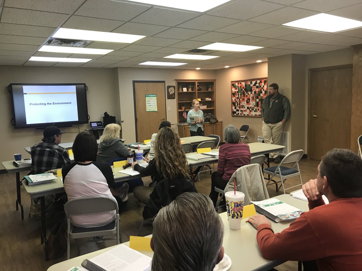 OSUSoilTesting's tweet photo. Enjoyed meeting with Master Gardeners in Pottawatomie Co and learned a lot from @pottcoag and others about 4H and #websoilsurvey. https://t.co/bDJGeZxFm2