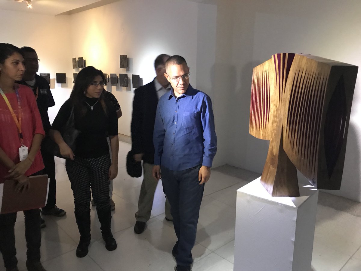 VillegasPoljak's tweet photo. #AHORA || Visita de inspección a las instalaciones del Museo de Valencia #EleccionesSiSancionesNo https://t.co/yy9A2AkLcj