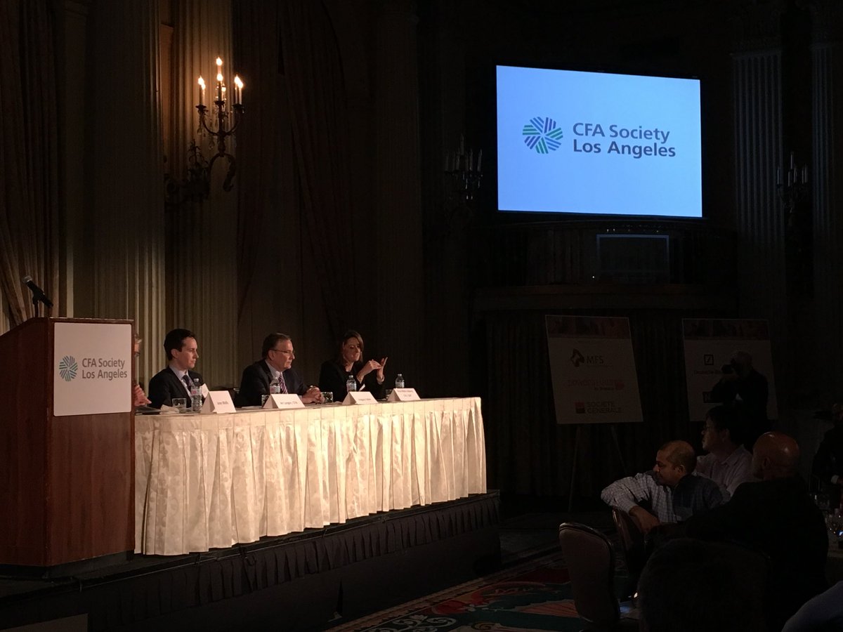 JaredChase11's tweet photo. Great evening with our RIAs and the @CFA_LA at the historic Biltmore hotel. The #2018ForecastDinner with Greg Valliere and panel offered great insight! https://t.co/nn8RyOdrLY