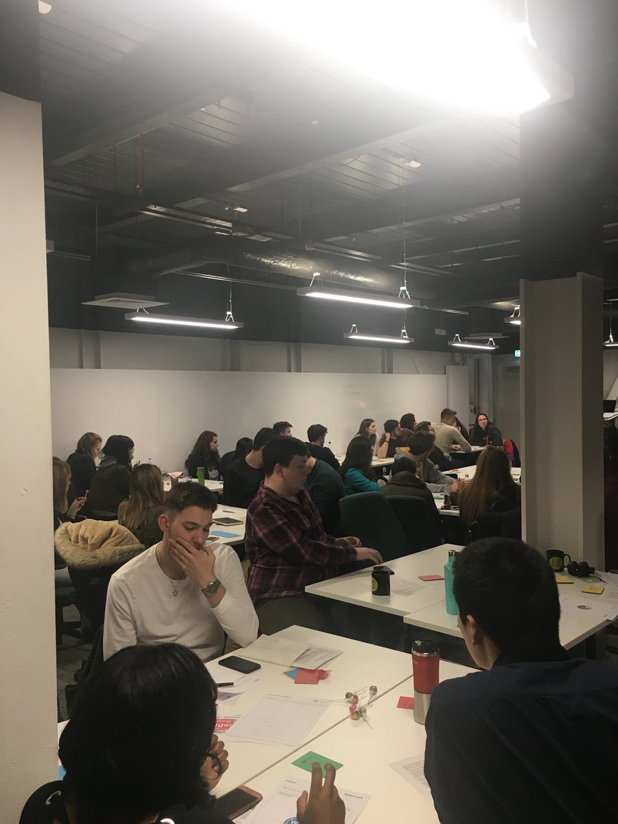 UoDEnterprise's tweet photo. @Insights workshop this evening delivered by @InsightsBrenda ❤️💚💛💙☺️ @ElevatorUK @dundeeuni https://t.co/vhkMJ4gqKi