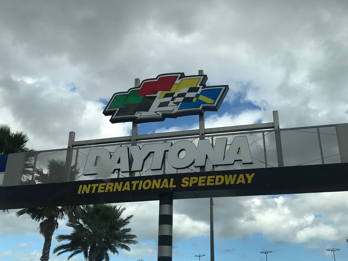 andremontermini's tweet photo. every time I come to Daytona I'm impressed by the majesty of the circuit.... it's a great temple of American speed!! @DISupdates #Daytona #IMSA #Ferrari #FerrariChallenge  #Rolex24 #tr3performance #tr3racing https://t.co/OIvKvsHG9m