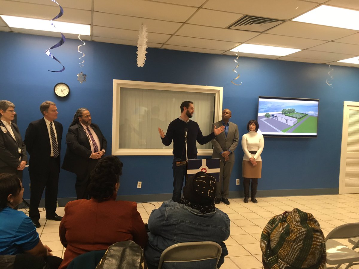 IndyDMD's tweet photo. .@IU_Health and Under The Sun will support Cleo's Bodega with healthy food preparation, staff training opportunities, and affordable food sourcing. Thank you for supporting your neighbors and restoring access to healthy food in this community! https://t.co/0v73w5lUwQ