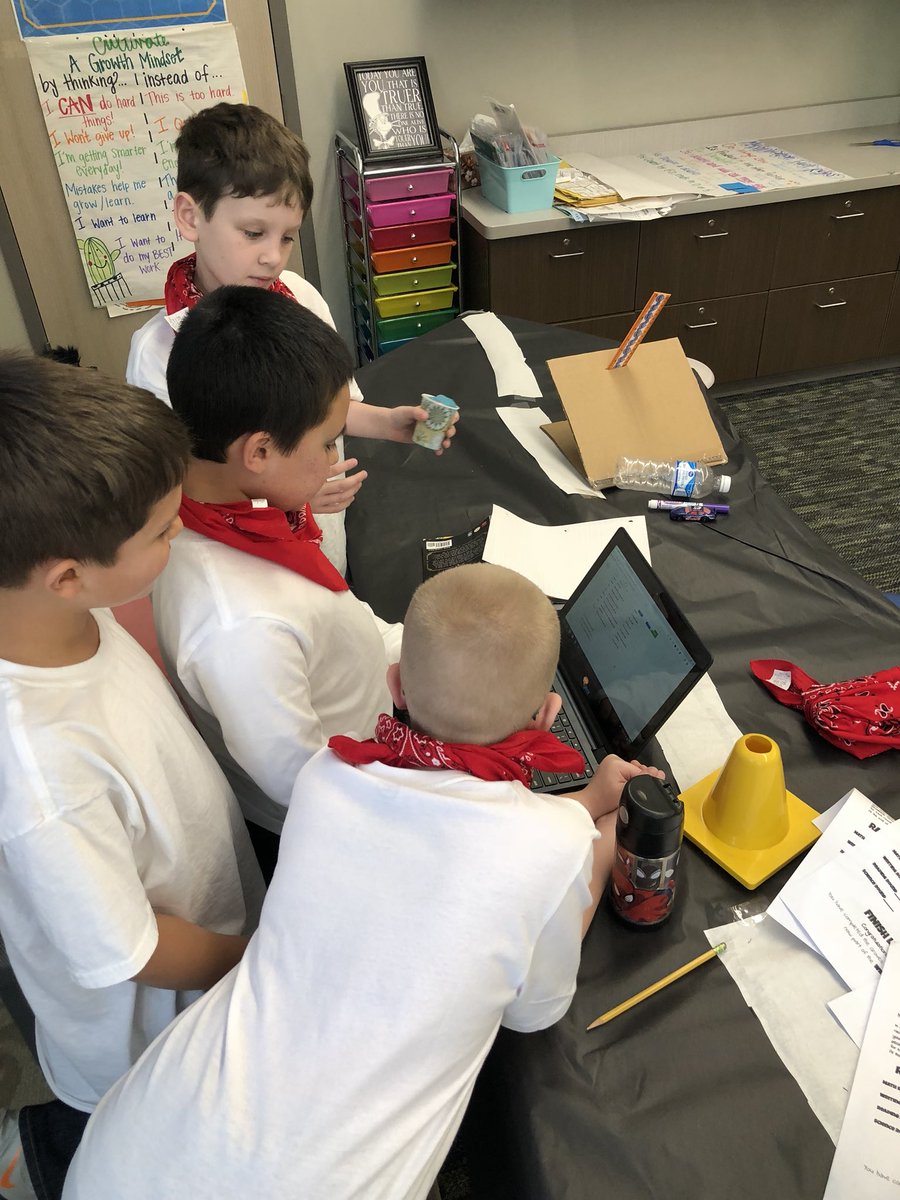 LEThomas_ECE's tweet photo. Ss completed a Force and Motion Experiment yesterday during our “Groves Force & Motion 500”! 🏎🏁 we love using @STEMscopes during our science experiment! @HumbleISD_GE #Thomastribe #thirdGE https://t.co/KXOV5tb77e
