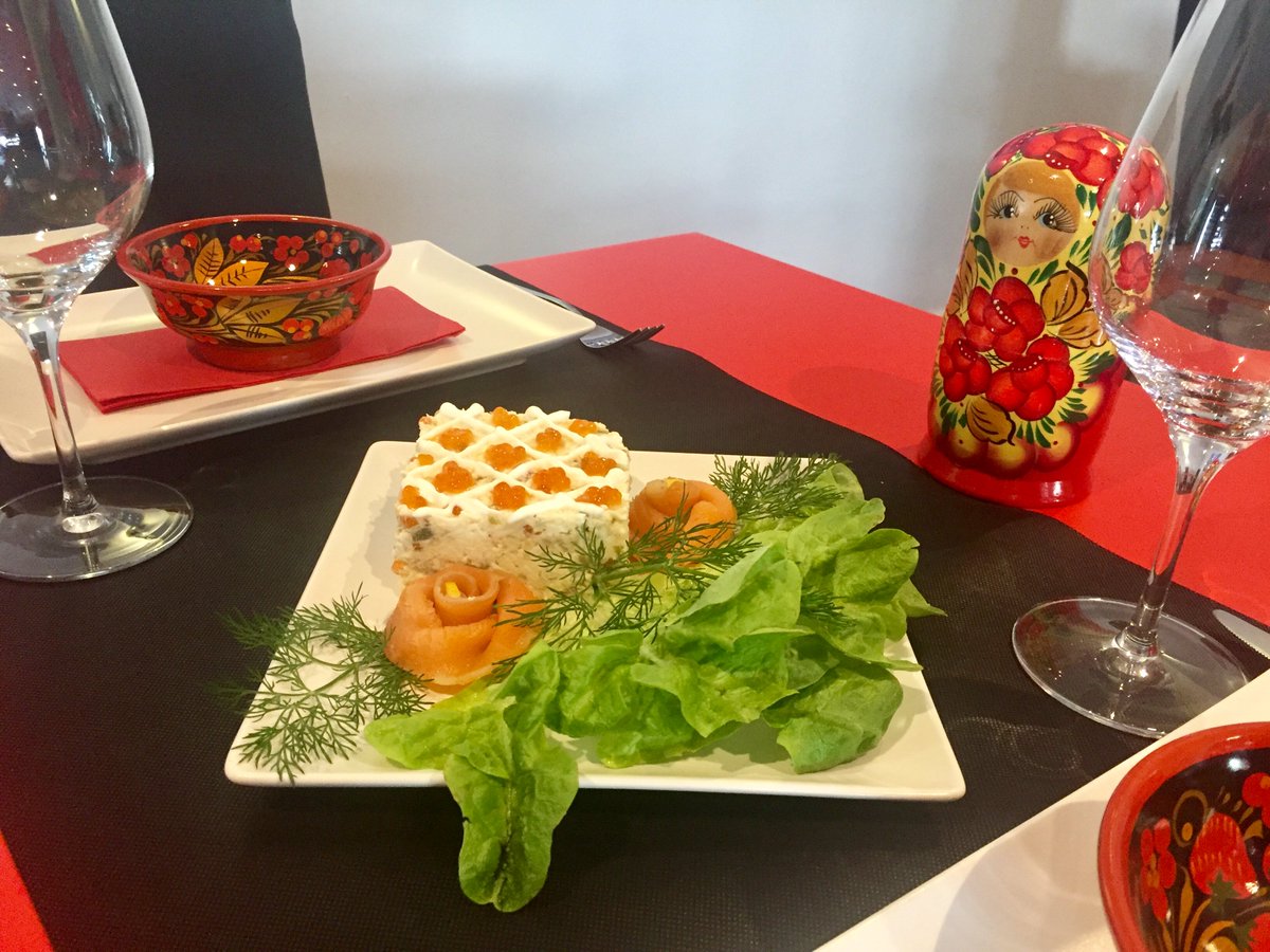 RteCaviarRojo's tweet photo. Nuestros platos
Ensaladilla "Caviar Rojo"
#RteCaviarRojo #RestauranteRuso #ComidaRusa #Ensaladilla #EnsaladillaCaviarRojo #Murcia #PlatosRicos #TapasRusas #Restarante #RestauranteMurcia https://t.co/dzx5KkPTAf
