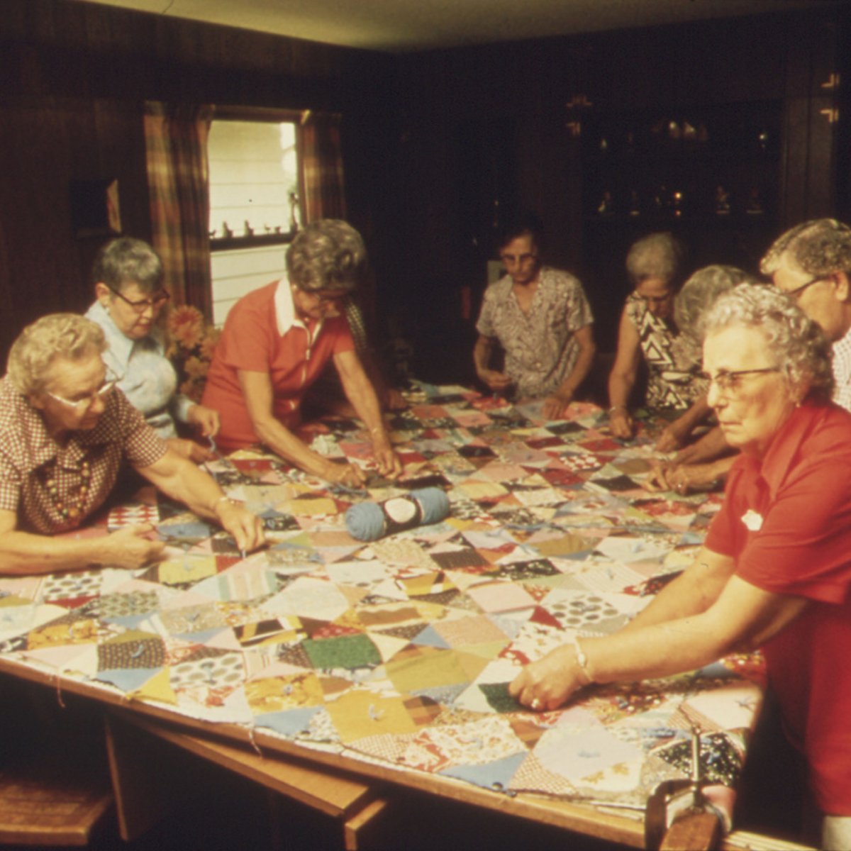 CallaLilyQuilts's tweet photo. Decades pass and here, still, are the quilts our ancestors made. Do you own a blanket made by a relative? Share a photo below! https://t.co/yGDvrwdNGC