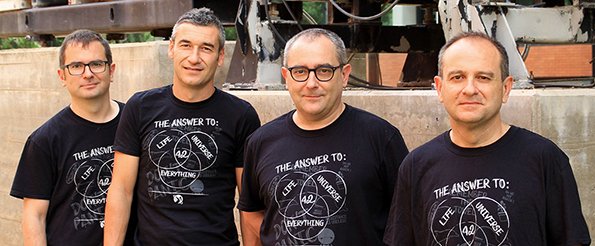 TelecoUPV's tweet photo. Investigadores de #TelecomVLC, en un proyecto mundial sobre el cáncer de mama. Han diseñado un sistema de diagnóstico de cáncer de mama con una fiabilidad del 90%. ¡Enhorabuena a Alberto Albiol y todo el equipo! @iTEAMUPV https://t.co/r1bYC2pFg1