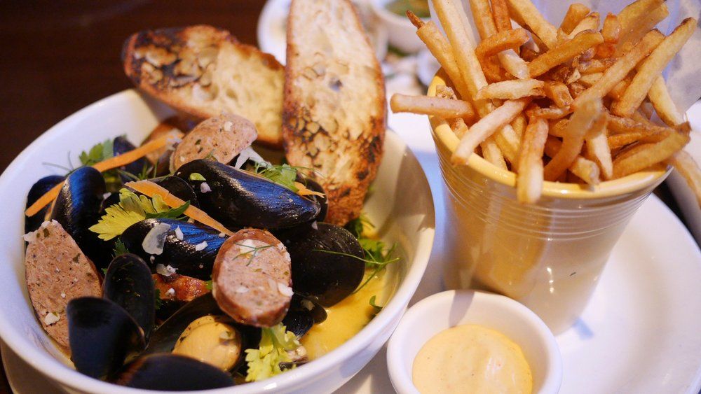 chefinthehat's tweet photo. Tonight is your last chance to enjoy these delicious offerings that we have at LUC for the @dinearoundsea #ShellfishShowcase. We highly recommend you don't miss out!
Take a look at special menus for Luc & Loulay below.
https://t.co/soUr4fyWu8
#LUCSeattle #Loulay #chefinthehat https://t.co/9dhOzFtoPn