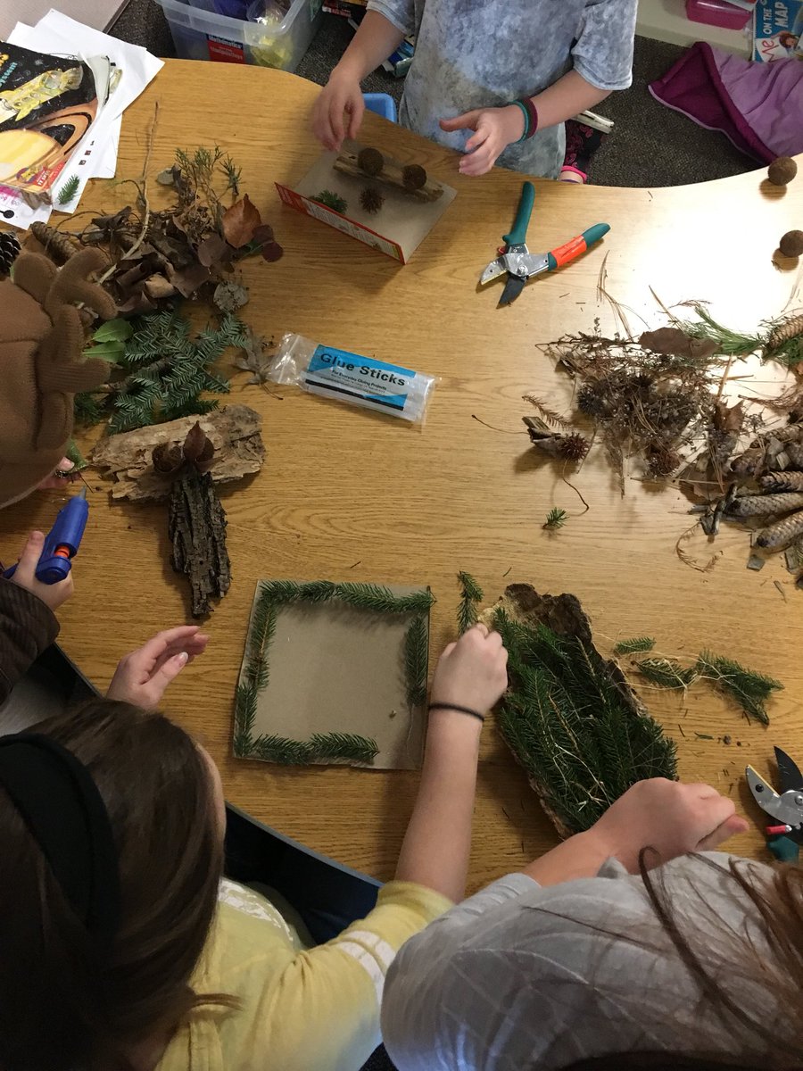GibbyShane's tweet photo. @SycLandTrust connecting ppl to #nature. This week: #Heth-WashingtonElementary in #HarrisonCo #MontessoriofEvansville #Templeton @MCCSC_EDU #HarmonySchool #Btown and will finish the week @UnionvilleES #maplesyrup #bioaccumulation #EnjoyYourselfEnjoyNature @hccfindiana https://t.co/7Y8FYyq81T
