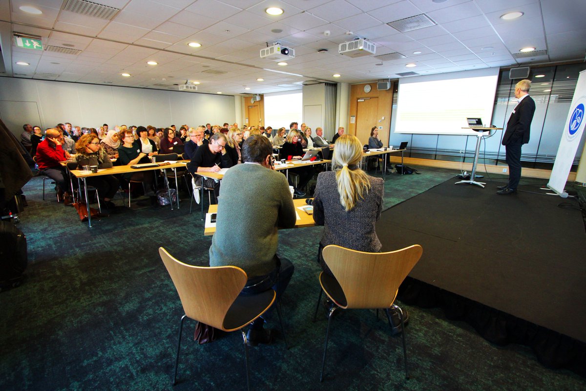 Fullsatt i salen under årets Riktlinjedag. Tack för givande diskussioner, nu fortsätter arbetet med att utarbeta riktlinjer och rekommendationer för en allt bättre reumatisk vård! #reumatologi #svenskreumatologi