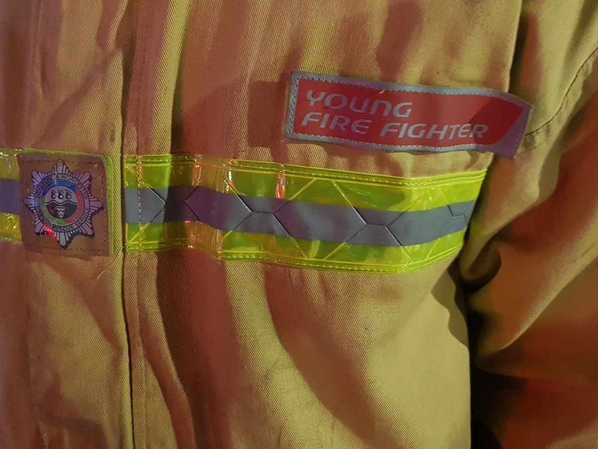 Evesham has some Young Fire Fighters visiting from Redditch  today who are practicing some of their skills in our training house. They are currently looking for people between the ages of 13 and 17 to joint them. If you would like some more Information call Becky on 07973 316140